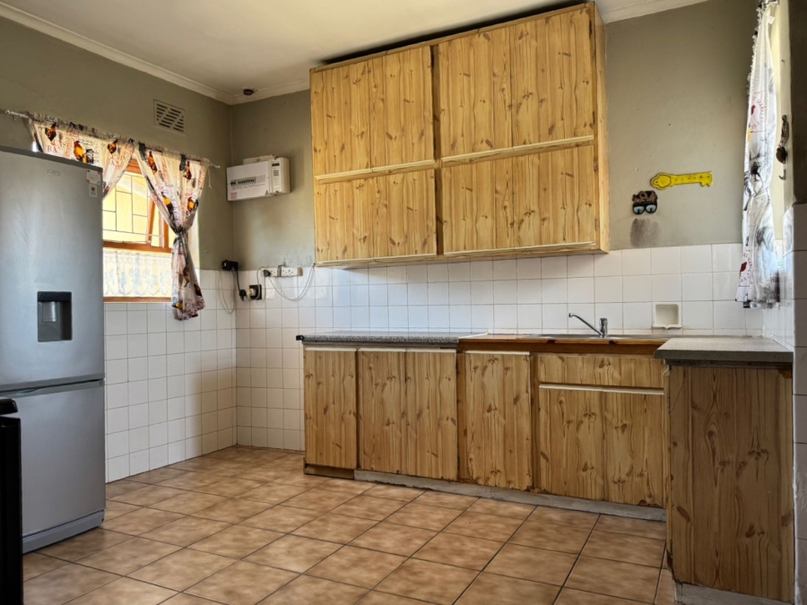 4 Bedroom Property for Sale in Glenlilly Western Cape